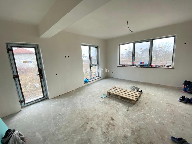 Casa individuala cu 5 camere, comision 0