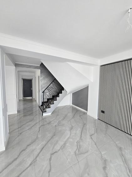 Casa de vanzare | 175mp | Single si duplex | Otopeni central | 700m fata de DN1 - 7