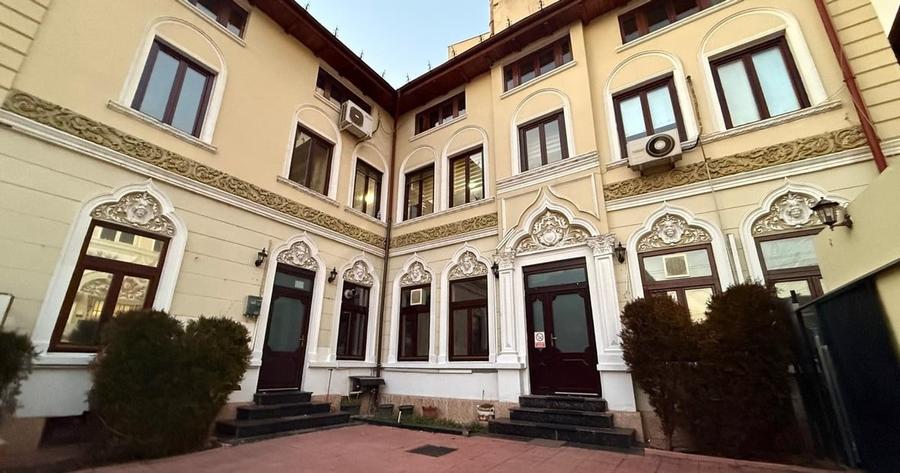 Vila Interbelica in stil Baroc | Unirii / Budapesta | Oportunitate Investitie - 1