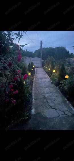 Casă cu 3 camere în Mihăești