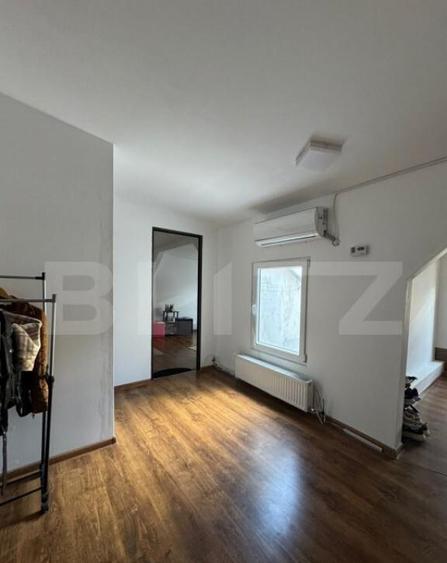 Casa spatioasa cu 4 camere, 103 mp, curte 70 mp, zona 13 Sep - 3