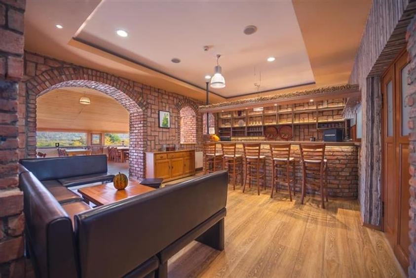 Motel Restaurant Veritas Sovata langa DN13A - 14