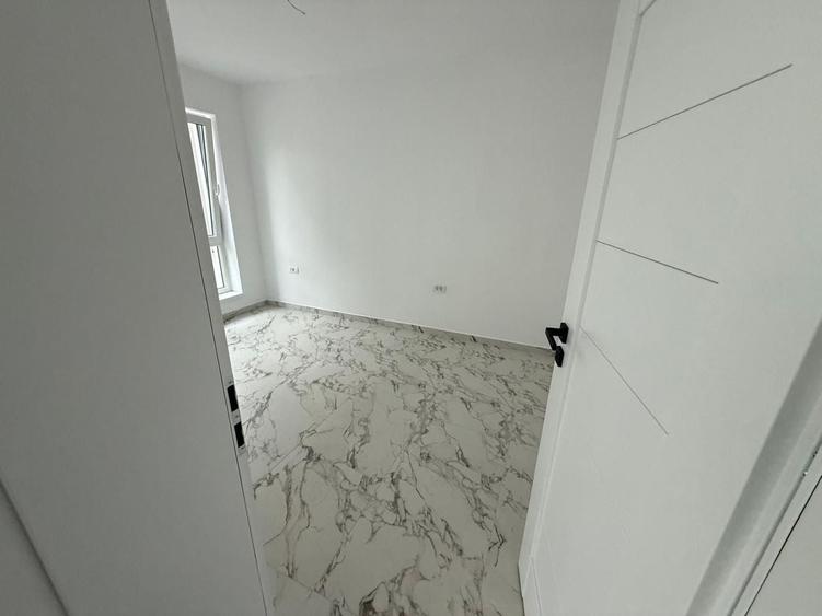 Apartament modern, prima închiriere, complet nou balcon generos - 6