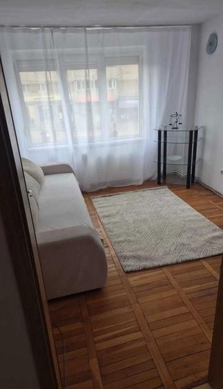Inchiriez apartament 3 camerre, Calea Sagului - 7