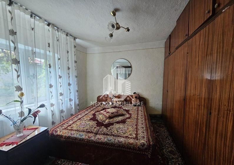 Casa 4 camere cu 2 intrari, garaj ?i teren 1751mp C... - 7