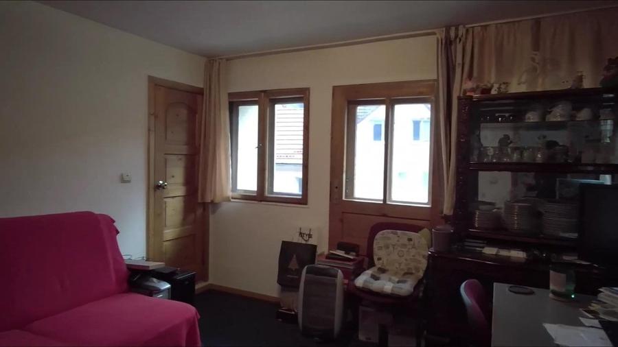 CASA CENTRUL ISTORIC- SINGUR IN CURTE CU MAI MULTE APARTAMENTE - SCHEI - 8