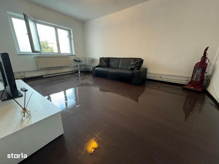 Apartament 4 camere, balcon ?i garaj - 7