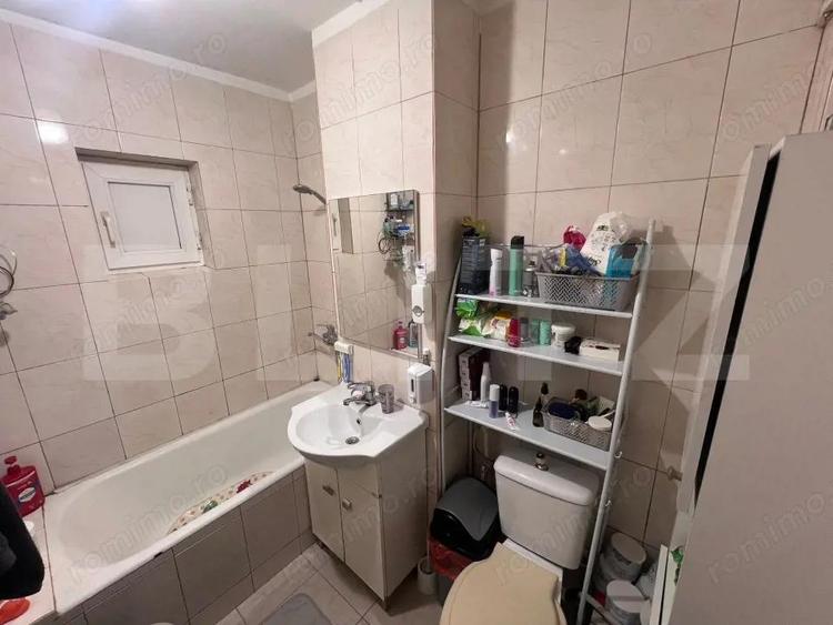 Apartament 2 camere, 55 mp, zona Craiovita - 2