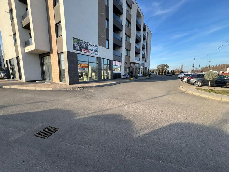 Spatiu comercial de inchiriat, 195 mp - complexul rezidential Valcom - 2