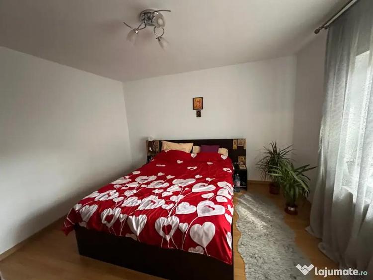 Casa de vanzare in zona Bratianu 4 camere, teren 200 - 5