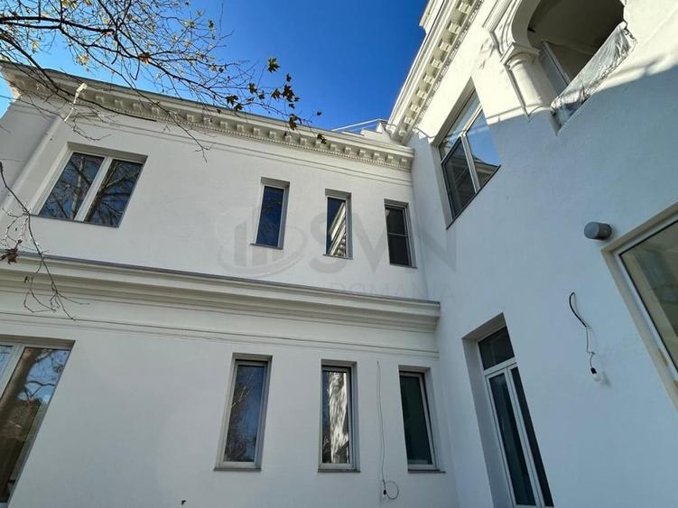 VILA IMPRESIONANTA l PRETABIL AMBASADA l RENOVATA l CURTE... - 2