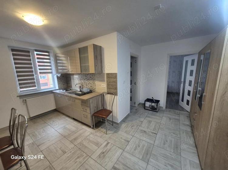 De inchiriat | Apartament 2 camere | 55 mp | Etaj 2 | Zona Mara?e - 10