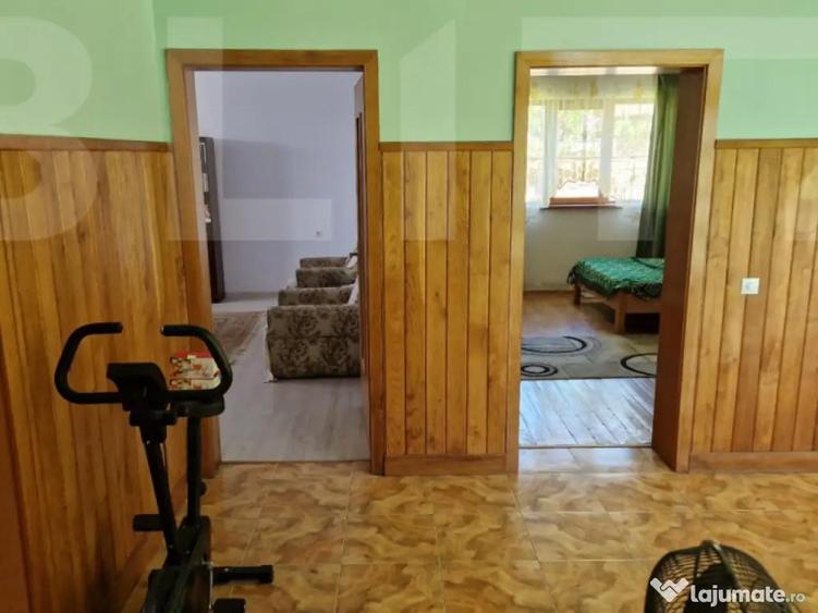 Casa de Familie | 175 mp + Curte 3166 mp | Tatara?ti, B - 11