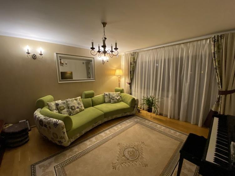 Apartament 90m2, 2 dormitoare, 2 băi, living, bucatarie si dining - 1