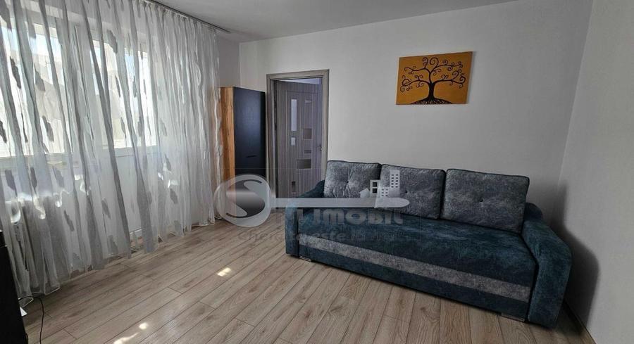 Apartament cu 2 camere decomandat în Podu Roș