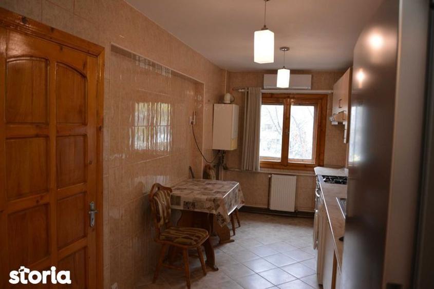 Vand apartament 2 camere zona Toamnei - 2