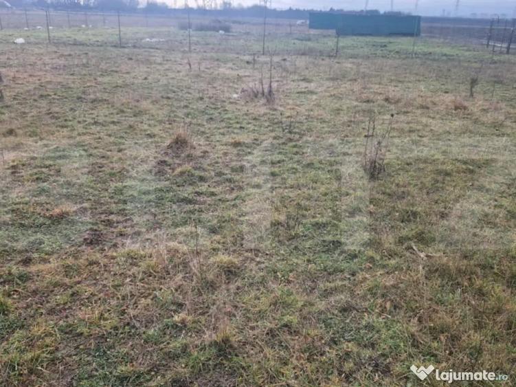 Teren intravilan Sanpetru - ideal c-tie casa- 500 mp - 5