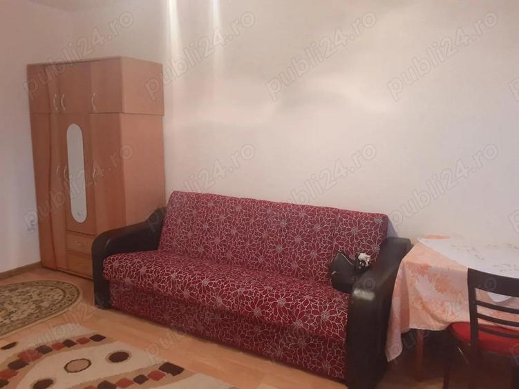 Inch. Garsoniera mobilata si utilata asa cum se vede in poze, etaj.2, str. Mioritei cu zona Bariera. - 1