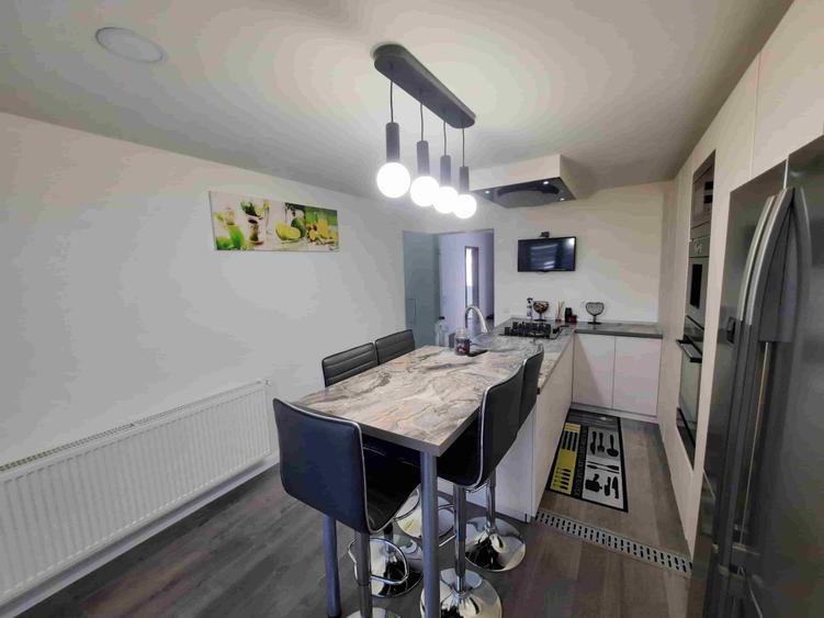 Casa moderna cu teren, Calea Cisnadiei, Arhitectilor - 9