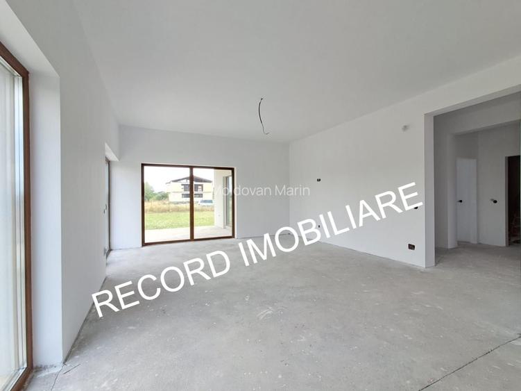 Casa single pe un singur nivel cu CF,teren 861 mp Jucu, Cluj