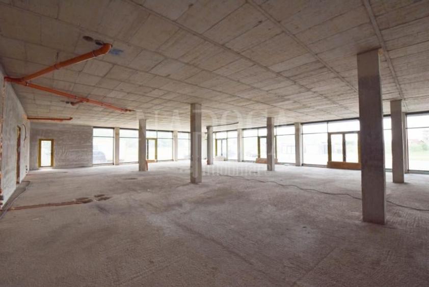 Spatiu comercial de vanzare in Sannicoara - 4