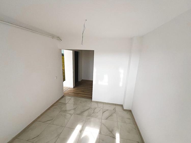 APARTAMENT 3 CAMERE RENOVAT, FINISAT, LIBER PENTRU MUTAT - 7