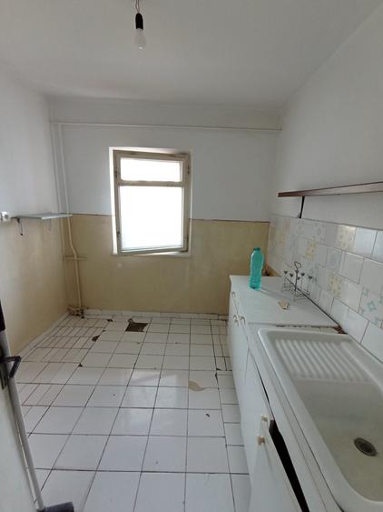 Apartament 2 camere DECOMANDAT, ETAJ 4 cu pod Nicolina 2-Clopotari !! - 9