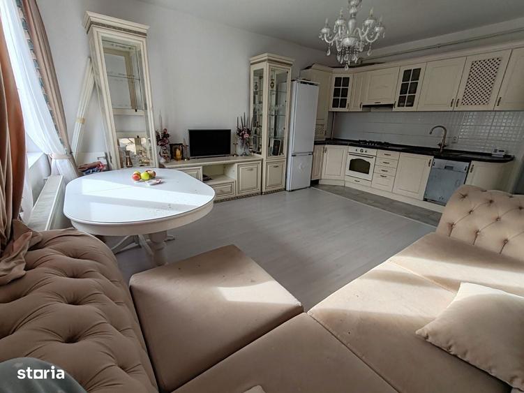 Apartament in vila-3 camere, 2 bai/ curte ?i parcare - 12