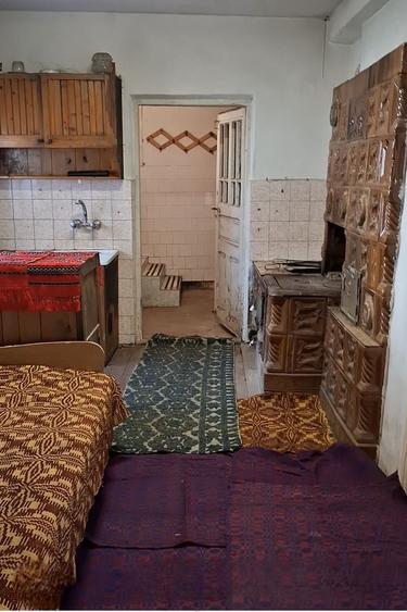 Casă cu 3 camere în Bodești