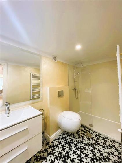 INCHIRIERE APARTAMENT 4 CAMERE TIP DUPLEX ZONA HERASTRAU - N. CARAMFIL- VIRGIL M - 33