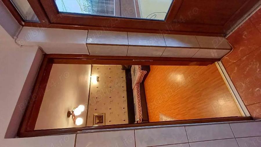 Balcon sau curte? Casa. - 1