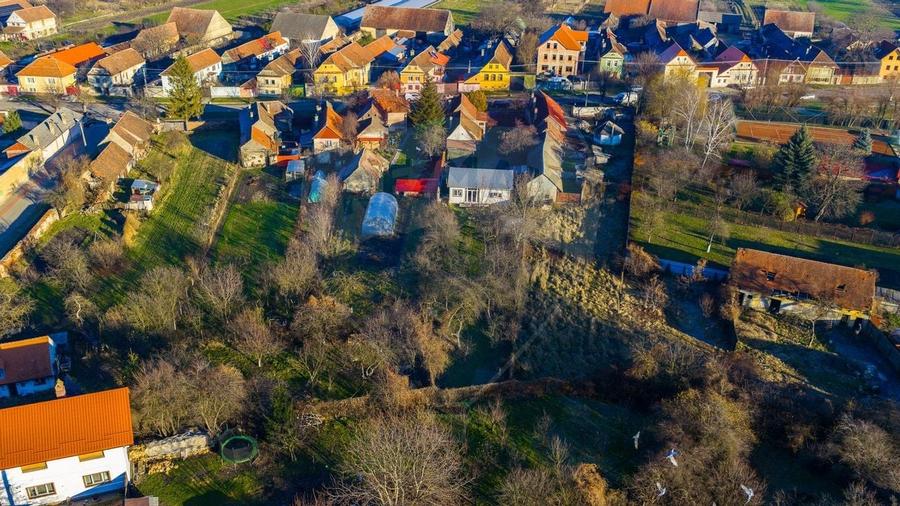 Casă cu 3 camere si teren generos de 1.519 mp în Prejmer /Comision 0% - 30