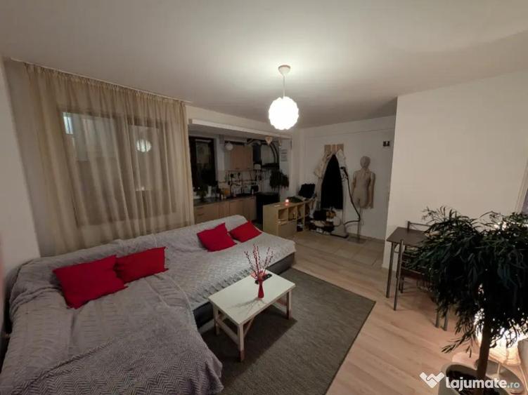 Apartament de vanzare, complet mobilat - Parcare inclusa - 3
