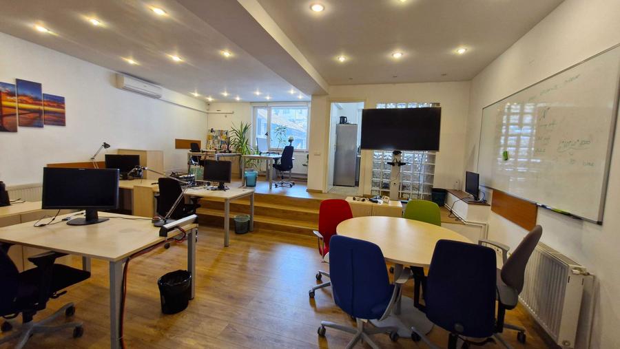 PROPRIETAR Inchiriere birou stradal 80 mp, Regina Maria Unirii - 2