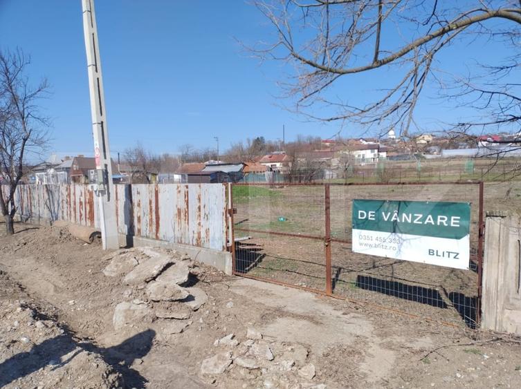 Teren intravilan Almaj, 1685 mp, deschidere 40m, cu utilitati - 1