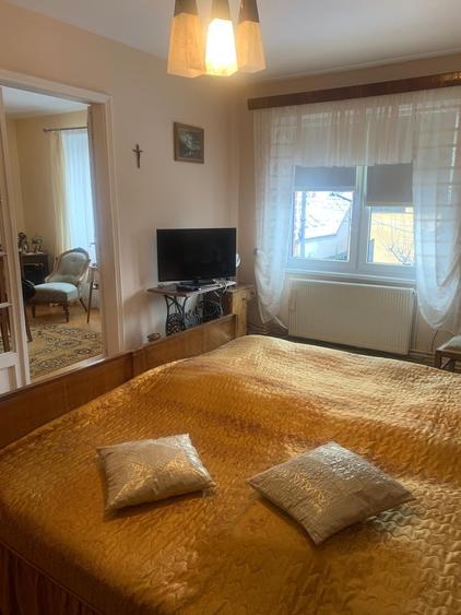 LOCATIE , LOCATIE !! - 8