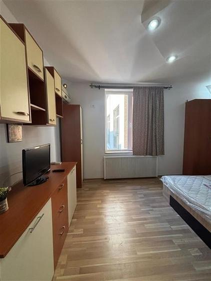 Garsoniera, Centrul Vechi (BNR), 5 min Metrou - 9
