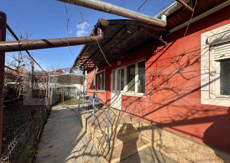 Casa pe un nivel, 3 camere, curte + anexe, ideala pentru p - 14