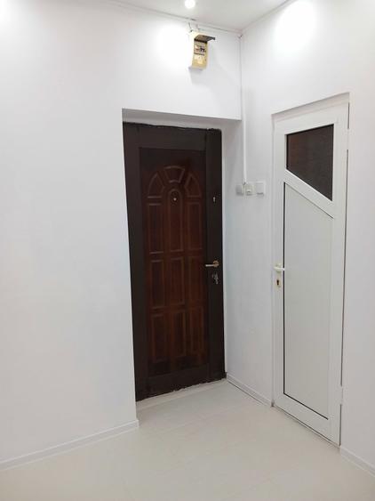 Camera camin Dacia zona Biserica Catolica - 1