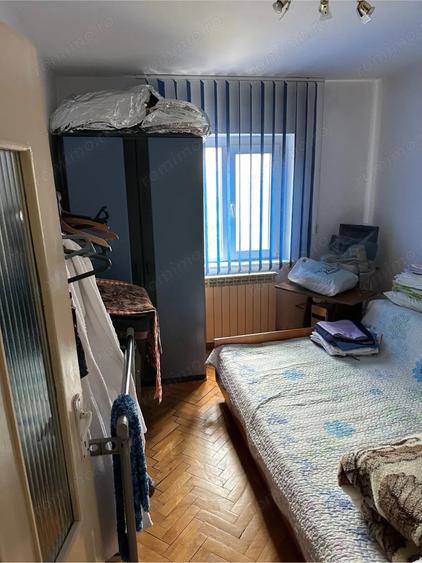 De vanzare apartament 4 camere. Steaua - 8