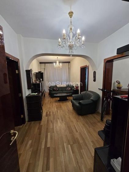 De vanzare Apartament 4 camere Vasile Lascar, Central, Creditabil De vanzare Apartament 4 camere Vasile Lascar, Central, Creditabil