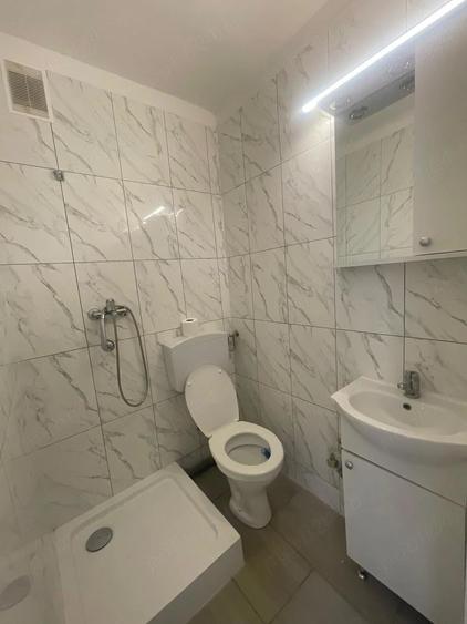 Garsoniera de vanzare ideala pentru locuin?a sau birou-Strada Aluminei Oradea - 3