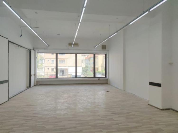 Spatiu comercial, vitrina, 180 mp, Rasnov. - 6