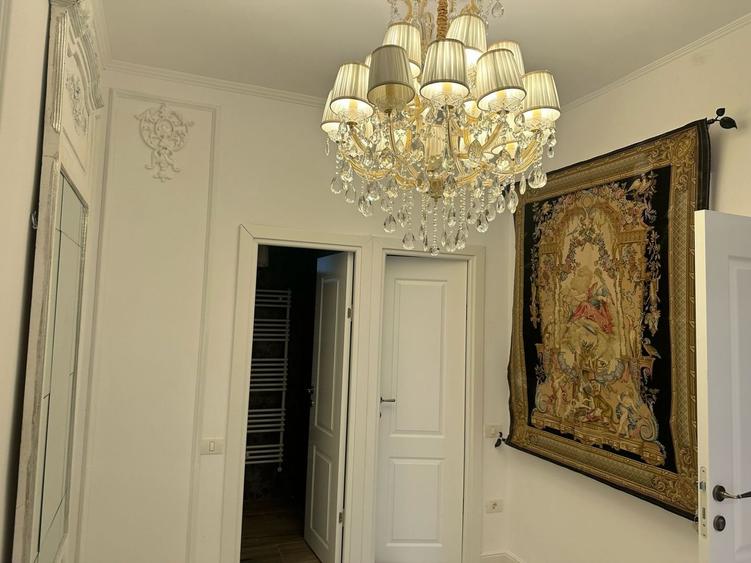 ETAJ 1 IN CLADIRE EMBLEMATICA DOROBANTI - 1