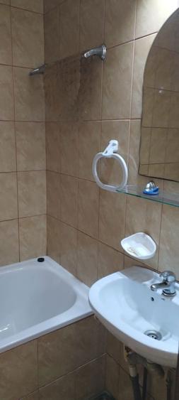 Inchiriez apartament cu o camera in zona Bucovina 240 neg. - 2