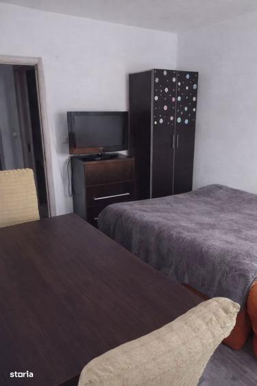 De inchirat garsoniera pret 160euro - 3