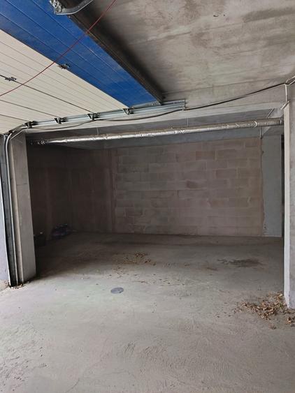 Inchiriez apartament 3 camere + garaj la parterul blocului - 7