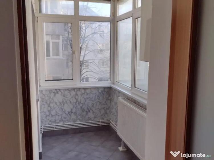 Apartament 2 camere decomandat, et. 3, Nicolina - 10