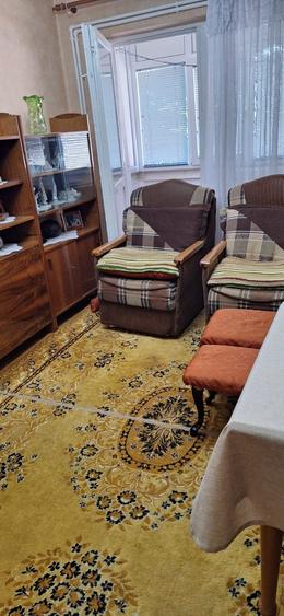 Oltenita - Centru, apartament  4 camere, etaj 1 - 4