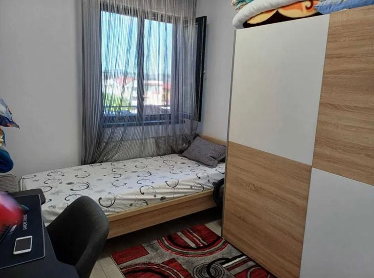 De vanzare apartament 2 camere,utilat si mobilat  - 5